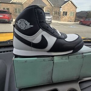 Nike Baby Jordan '85